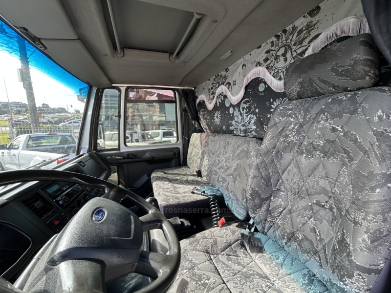 CARGO 816 S - 2015 - FARROUPILHA