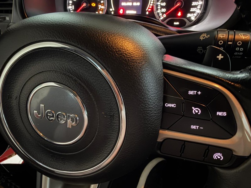 RENEGADE 1.8 16V FLEX LONGITUDE 4P AUTOMÁTICO - 2016 - CAXIAS DO SUL