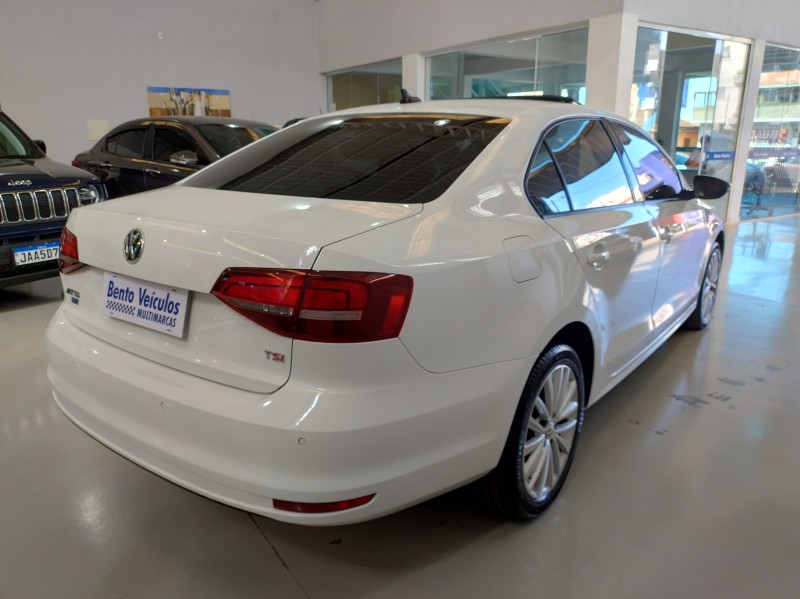 JETTA 1.4 16V TSI COMFORTLINE GASOLINA 4P TIPTRONIC - 2017 - BENTO GONçALVES