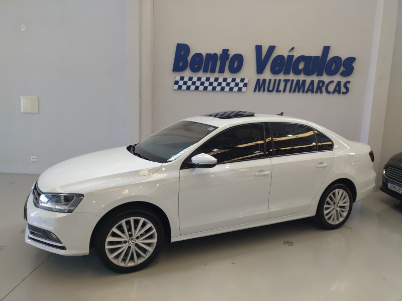 JETTA 1.4 16V TSI COMFORTLINE GASOLINA 4P TIPTRONIC - 2017 - BENTO GONçALVES