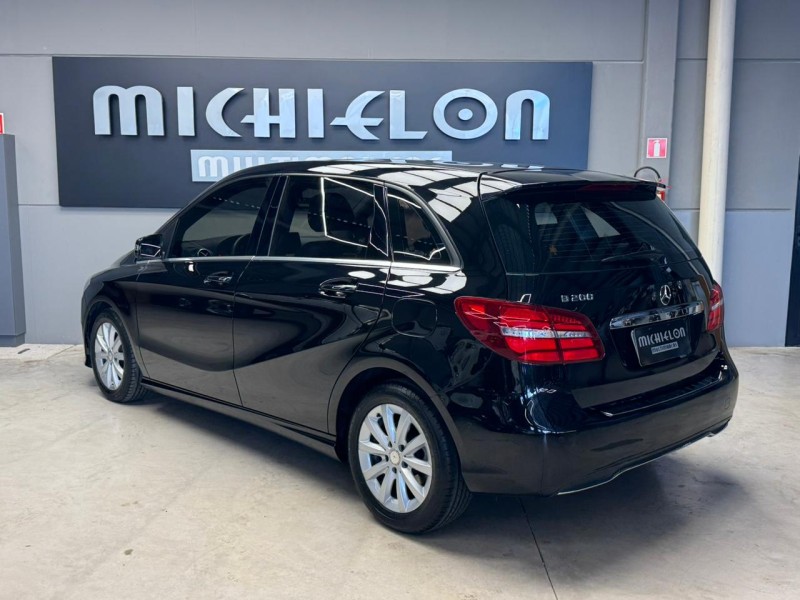 B 200 1.6 TURBO GASOLINA 4P AUTOMÁTICO - 2017 - CAXIAS DO SUL