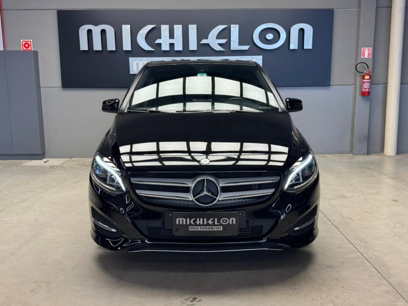 B 200 1.6 TURBO GASOLINA 4P AUTOMÁTICO - 2017 - CAXIAS DO SUL