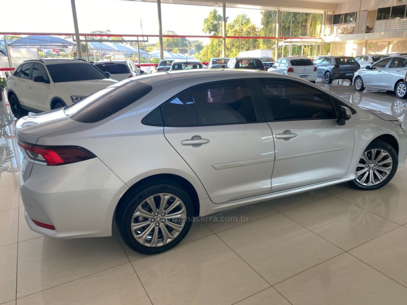 COROLLA 2.0 XEI 16V FLEX 4P AUTOMÁTICO - 2023 - LAJEADO