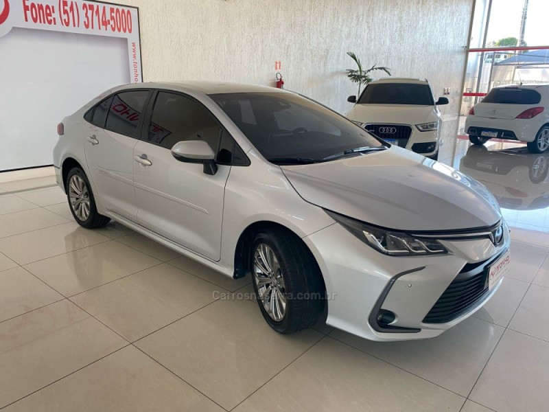 COROLLA 2.0 XEI 16V FLEX 4P AUTOMÁTICO - 2023 - LAJEADO
