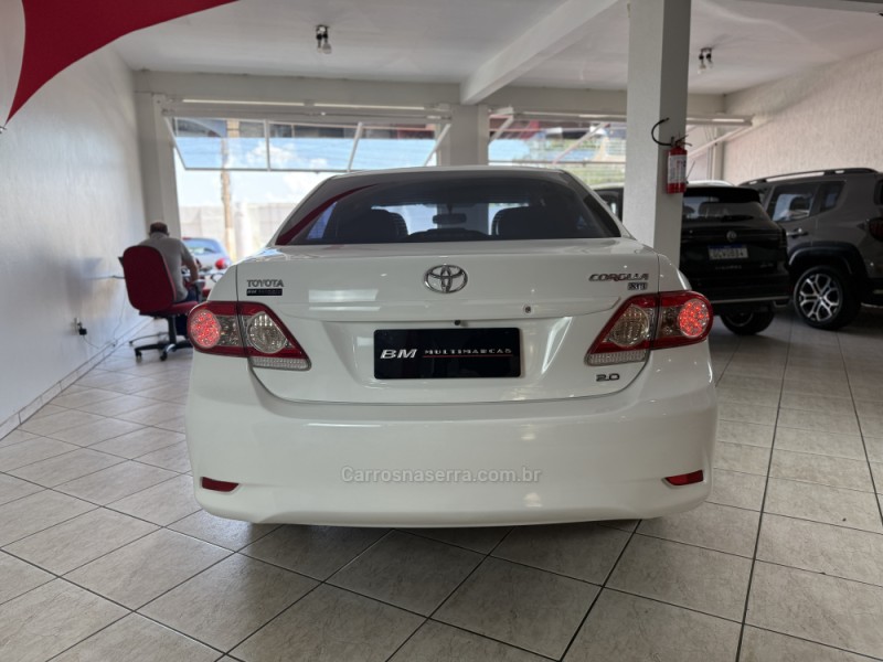 COROLLA 2.0 XEI 16V FLEX 4P AUTOMÁTICO - 2013 - GUAPORé