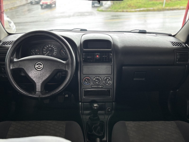 ASTRA 1.8 MPFI GL SEDAN 8V GASOLINA 4P MANUAL - 2000 - CAXIAS DO SUL