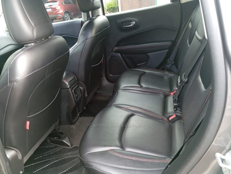 COMPASS 2.0 TRAILHAWK TD350 TURBO DIESEL 4X4 4P AUTOMÁTICO - 2017 - PICADA CAFé