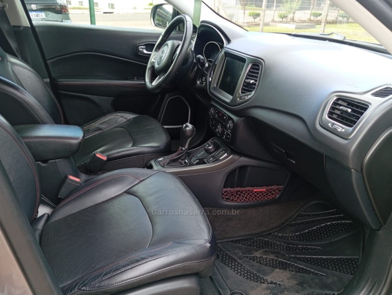 COMPASS 2.0 TRAILHAWK TD350 TURBO DIESEL 4X4 4P AUTOMÁTICO - 2017 - PICADA CAFé