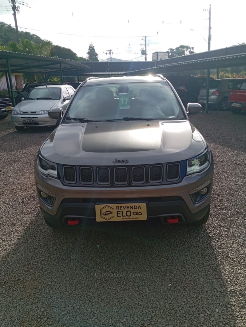 COMPASS 2.0 TRAILHAWK TD350 TURBO DIESEL 4X4 4P AUTOMÁTICO - 2017 - PICADA CAFé