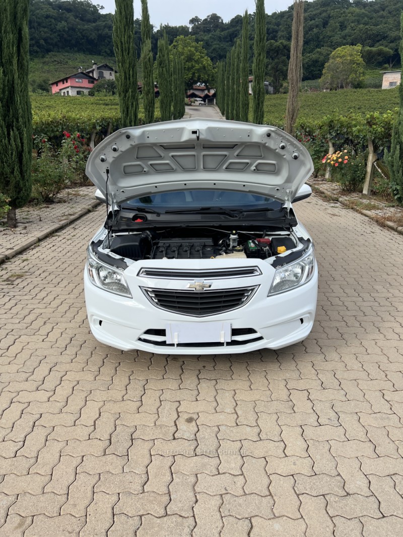 ONIX 1.0 LT 12V FLEX 4P MANUAL - 2015 - CAXIAS DO SUL