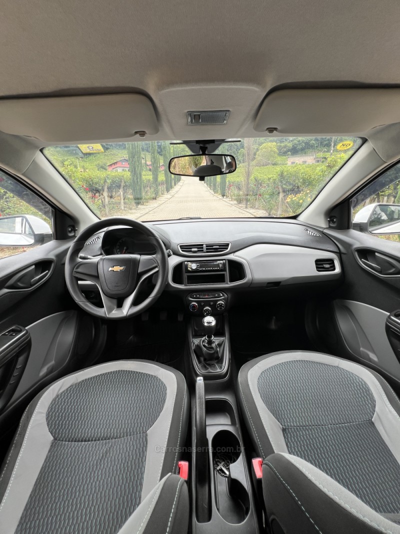 ONIX 1.0 LT 12V FLEX 4P MANUAL - 2015 - CAXIAS DO SUL