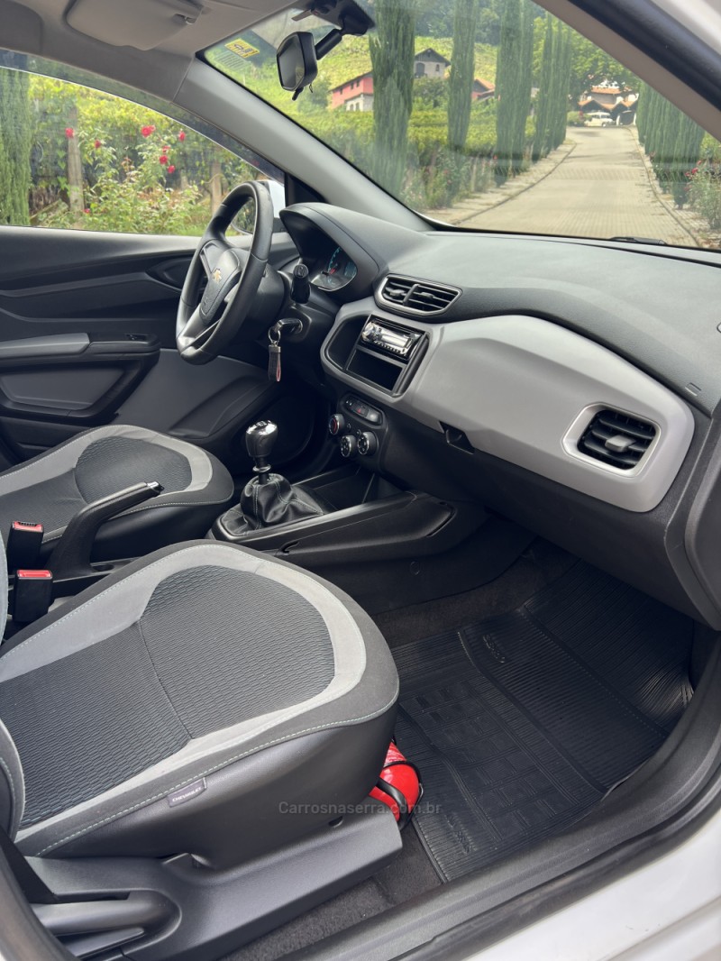 ONIX 1.0 LT 12V FLEX 4P MANUAL - 2015 - CAXIAS DO SUL