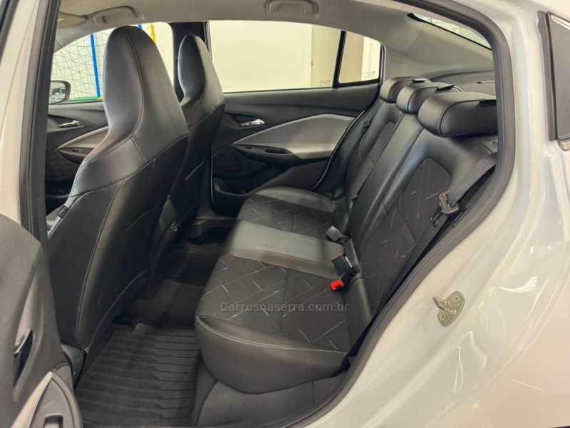 ONIX 1.0	PREMIER PLUS 12V TURBO FLEX 4P AUTOMÁTICO - 2020 - VERANóPOLIS