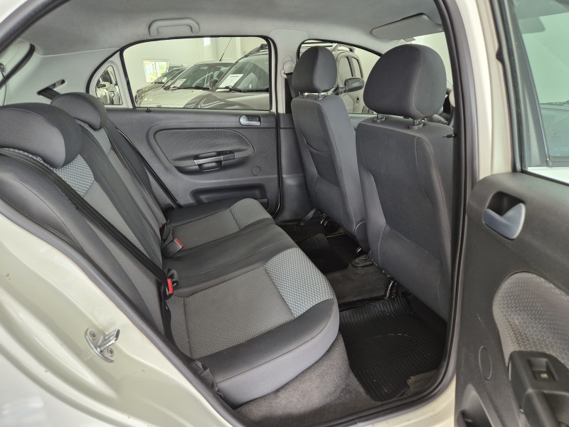 GOL 1.0 8V I-TRED FLEX 4P MANUAL - 2012 - BENTO GONçALVES