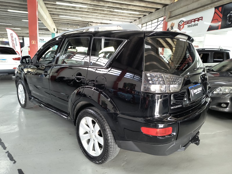OUTLANDER 3.0 GT 4X4 V6 24V GASOLINA 4P AUTOMÁTICO - 2010 - CAXIAS DO SUL