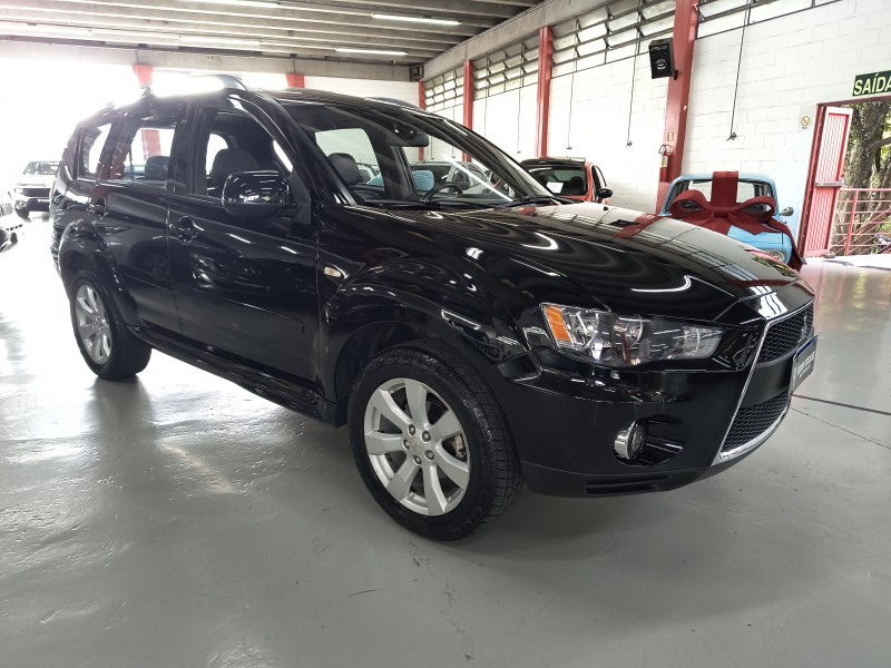 OUTLANDER 3.0 GT 4X4 V6 24V GASOLINA 4P AUTOMÁTICO - 2010 - CAXIAS DO SUL