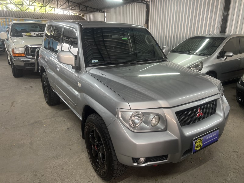 PAJERO TR4 2.0 4X4 16V 133CV FLEX 4P MANUAL - 2008 - GARIBALDI