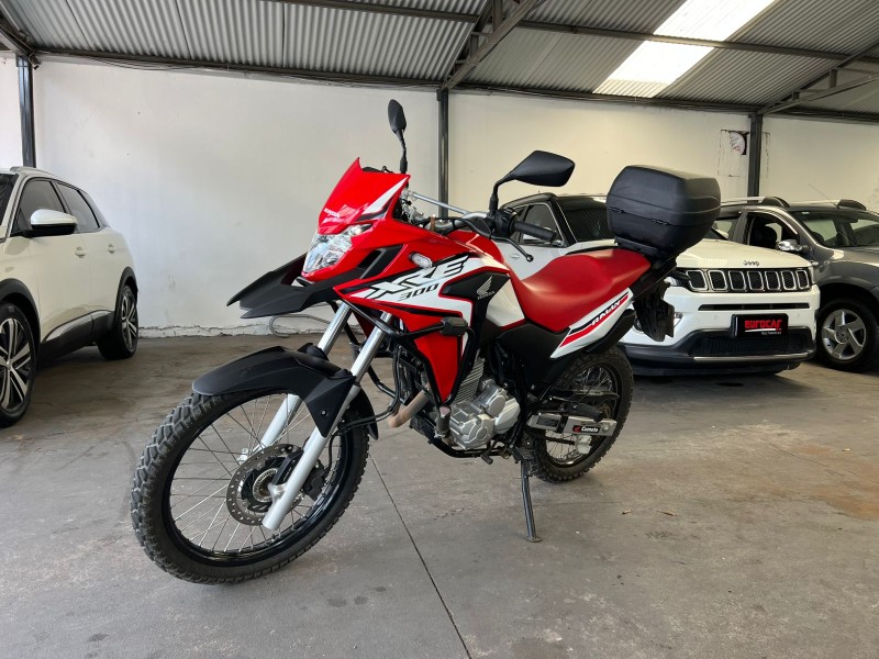 HONDA - XRE 300 - 2021/2021 - Vermelha - R$ 32.900,00