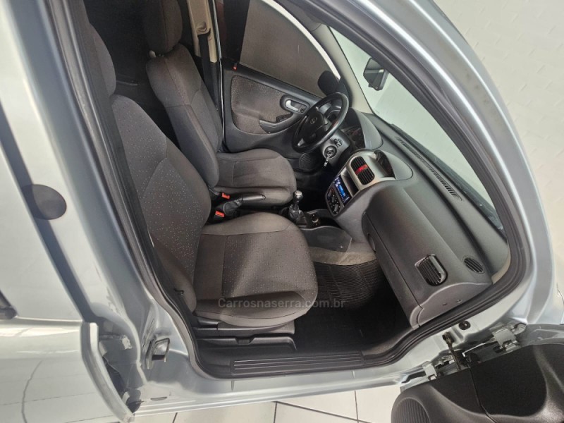 CORSA 1.4 MPFI PREMIUM SEDAN 8V FLEX 4P MANUAL - 2009 - CAXIAS DO SUL