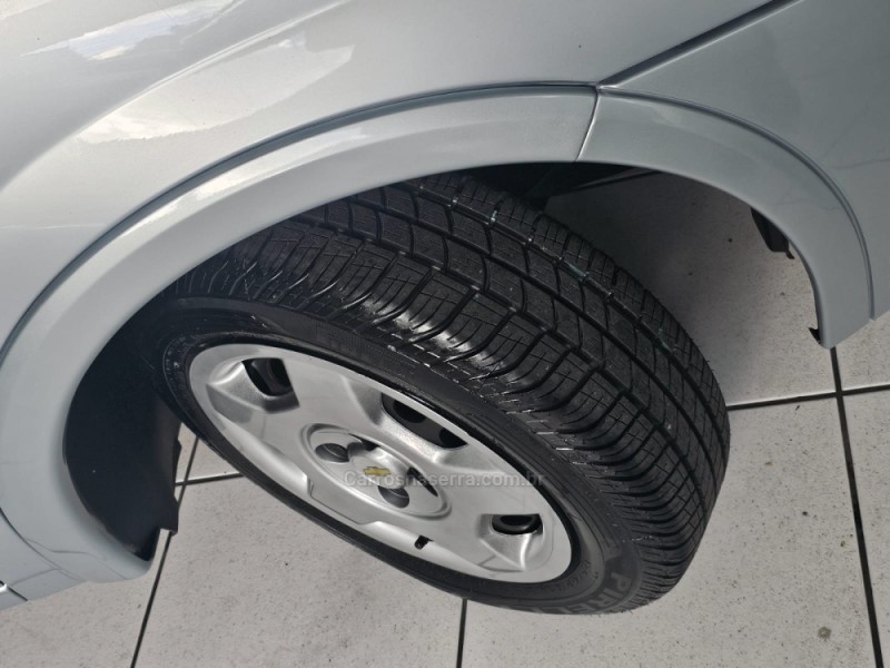 CORSA 1.4 MPFI PREMIUM SEDAN 8V FLEX 4P MANUAL - 2009 - CAXIAS DO SUL