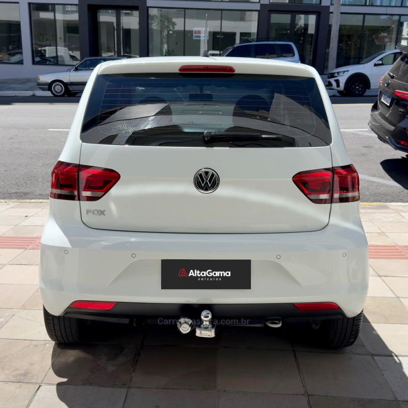 FOX 1.6 MSI TOTAL FLEX CONNECT 4P MANUAL - 2018 - FLORES DA CUNHA