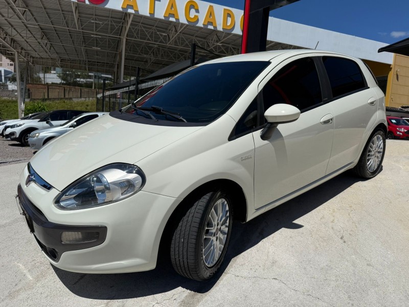 PUNTO 1.6 ESSENCE 16V FLEX 4P AUTOMATIZADO - 2013 - CAXIAS DO SUL