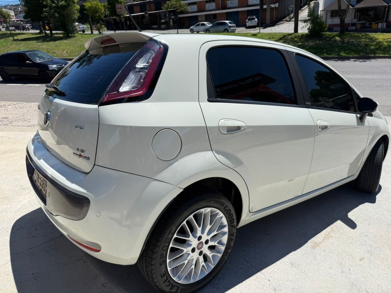 PUNTO 1.6 ESSENCE 16V FLEX 4P AUTOMATIZADO - 2013 - CAXIAS DO SUL