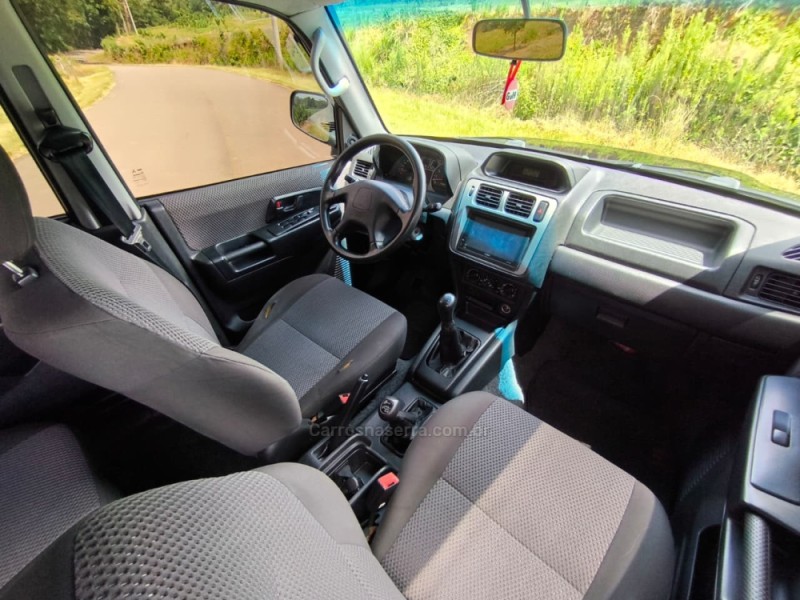 PAJERO TR4 2.0 4X4 16V 131CV GASOLINA 4P MANUAL - 2007 - CAXIAS DO SUL
