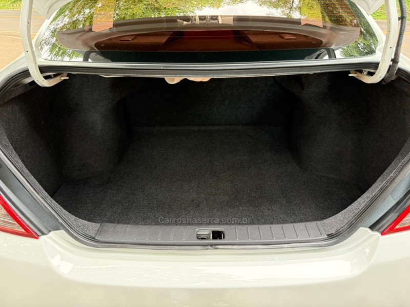 VERSA 1.6 16V FLEX SL 4P XTRONIC - 2017 - DOIS IRMãOS