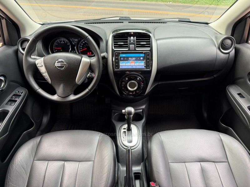 VERSA 1.6 16V FLEX SL 4P XTRONIC - 2017 - DOIS IRMãOS