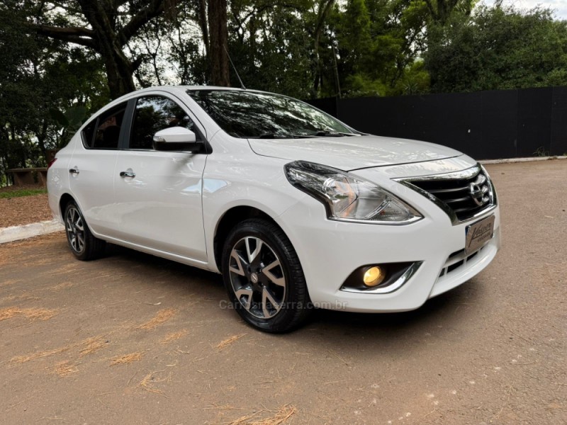 VERSA 1.6 16V FLEX SL 4P XTRONIC - 2017 - DOIS IRMãOS