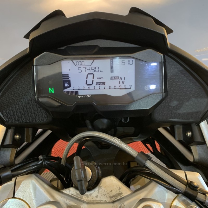 G 310GS  - 2019 - PORTãO