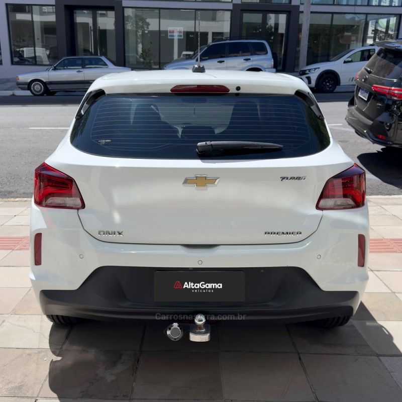 ONIX 1.0 PREMIER II 12V TURBO FLEX 4P AUTOMÁTICO - 2020 - FLORES DA CUNHA