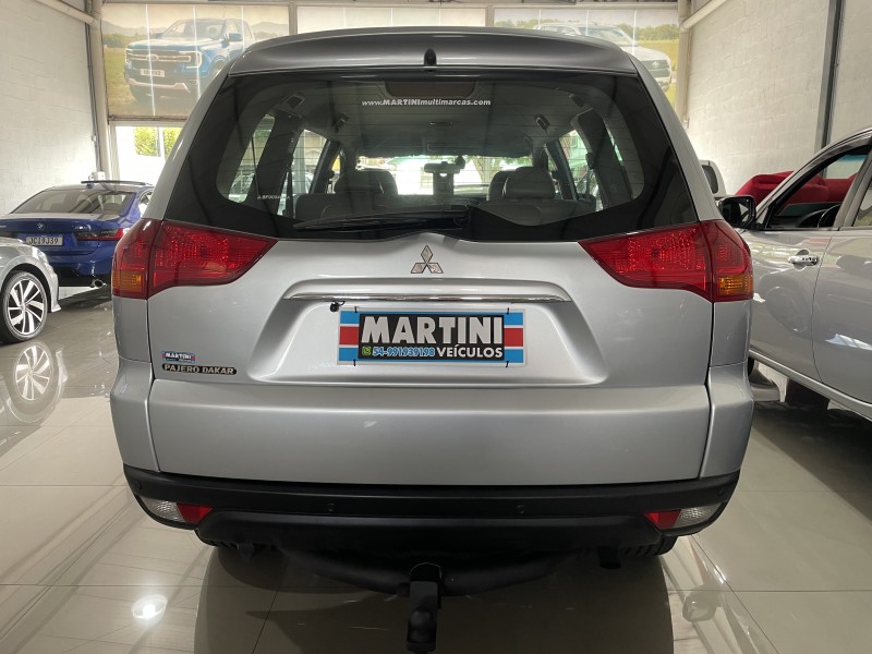 PAJERO DAKAR 3.2 HPE 4X4 7 LUGARES 16V TURBO INTERCOOLER DIESEL 4P AUTOMÁTICO - 2011 - CAXIAS DO SUL