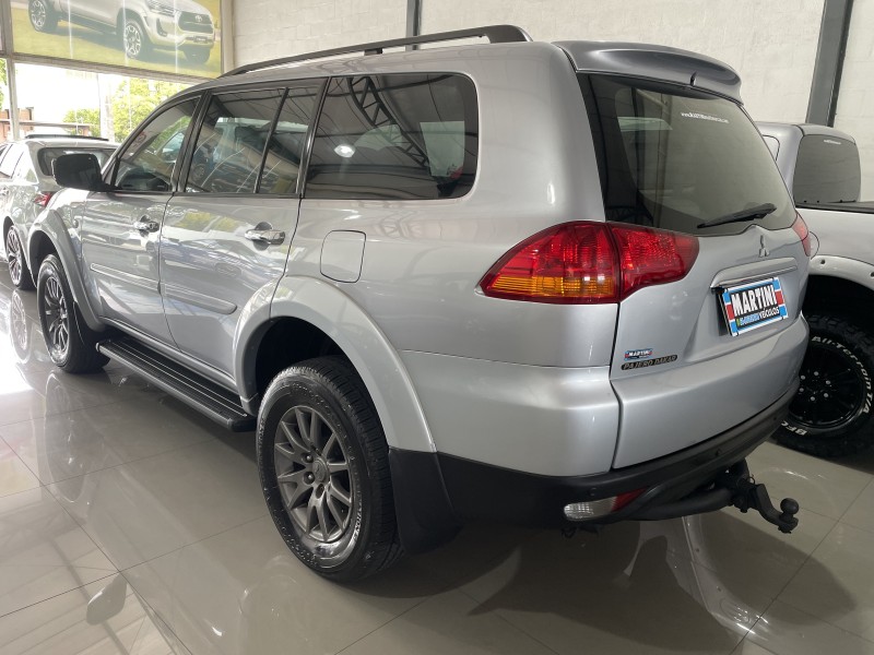 PAJERO DAKAR 3.2 HPE 4X4 7 LUGARES 16V TURBO INTERCOOLER DIESEL 4P AUTOMÁTICO - 2011 - CAXIAS DO SUL