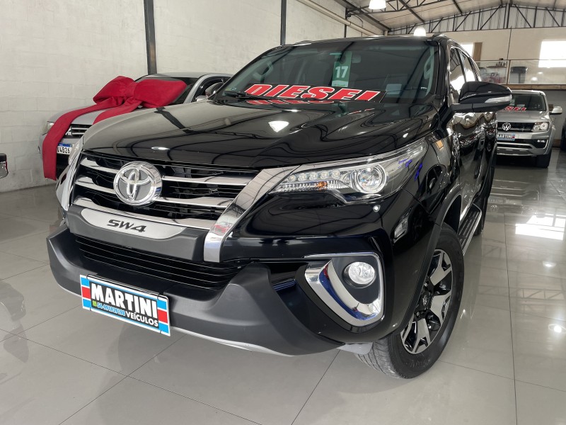 HILUX SW4 2.8 SRX 4X4 7 LUGARES 16V TURBO INTERCOOLER DIESEL 4P AUTOMÁTICO