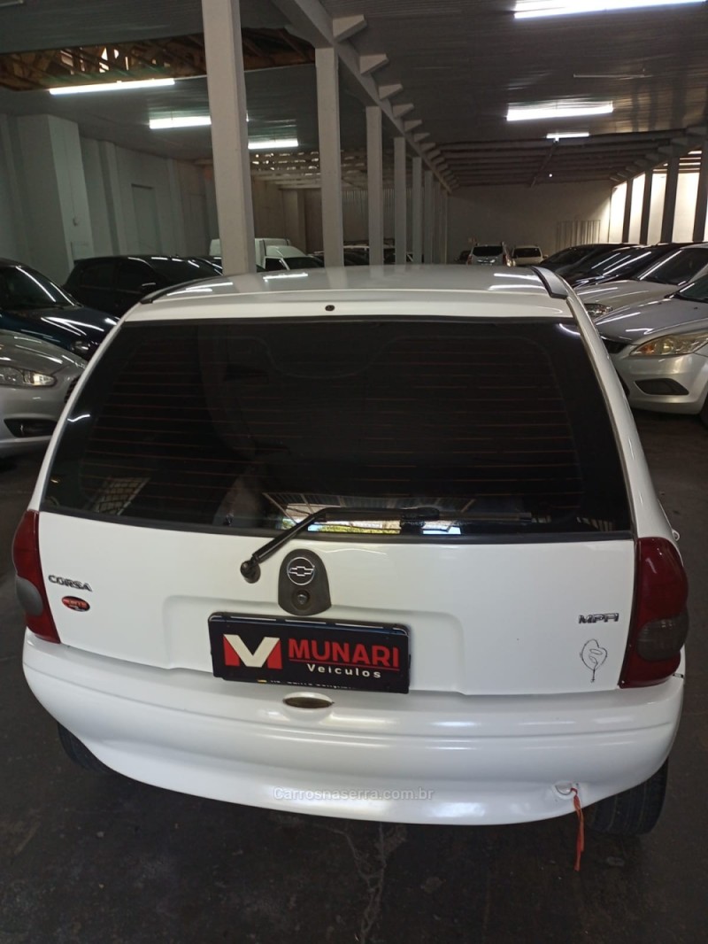 CORSA 1.0 MPFI 8V GASOLINA 4P MANUAL - 2000 - BENTO GONçALVES
