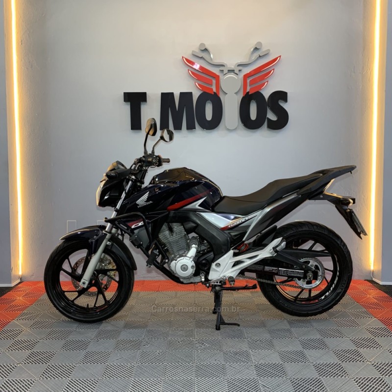 CB 250F TWISTER CBS - 2019 - PORTãO