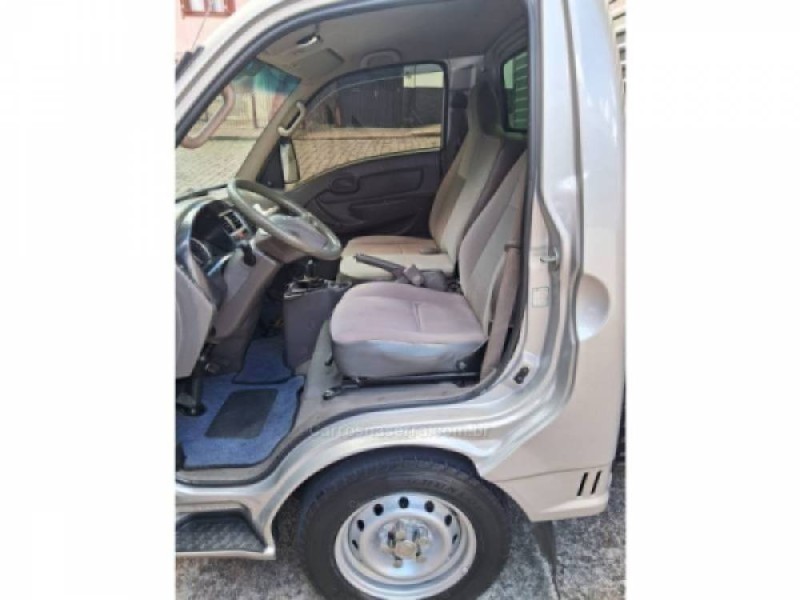 HR 2.5 LONGO BAÚ 4X2 16V 130CV TURBO INTERCOOLER DIESEL 2P MANUAL - 2012 - CAXIAS DO SUL