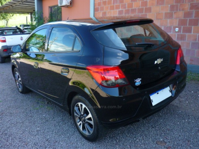 ONIX 1.4 MPFI LTZ 8V FLEX 4P MANUAL - 2014 - ARROIO DO MEIO