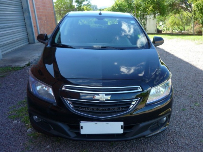 ONIX 1.4 MPFI LTZ 8V FLEX 4P MANUAL - 2014 - ARROIO DO MEIO