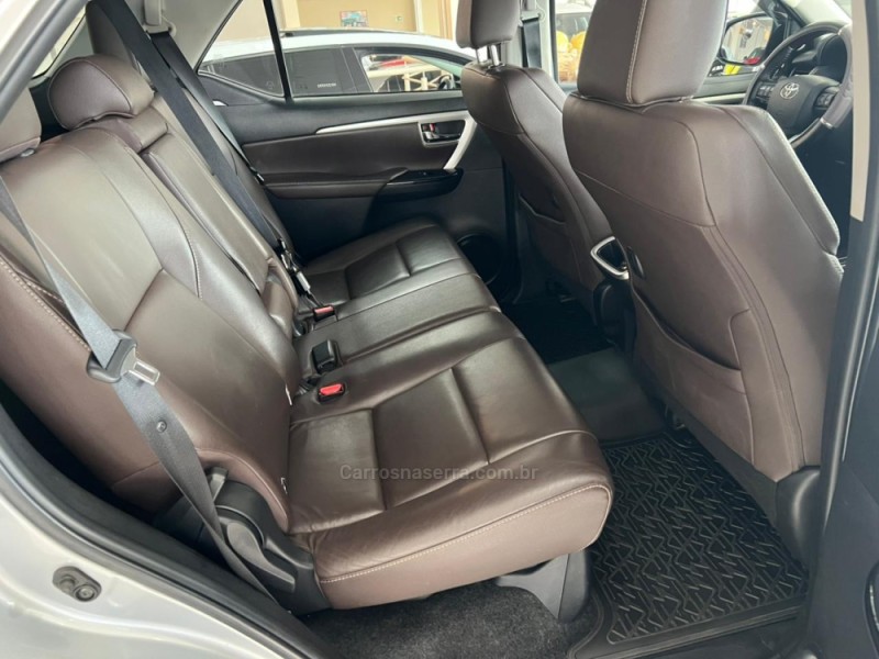 HILUX SW4 2.8 SRX 4X4 16V TURBO INTERCOOLER DIESEL 4P AUTOMÁTICO - 2017 - CAXIAS DO SUL