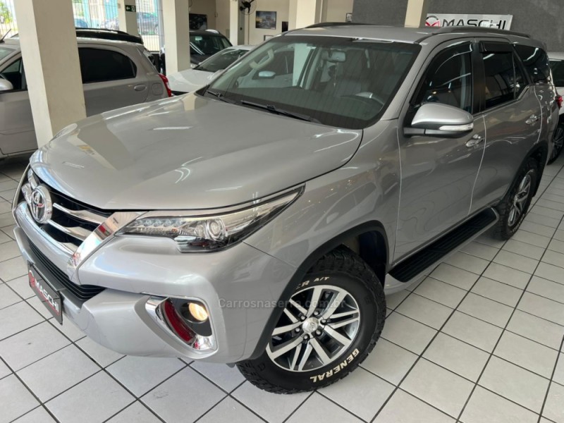 hilux sw4 2.8 srx 4x4 16v turbo intercooler diesel 4p automatico 2017 caxias do sul