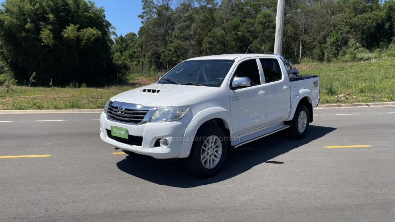hilux 3.0 srv top 4x4 cd 16v turbo intercooler diesel 4p automatico 2013 vila flores