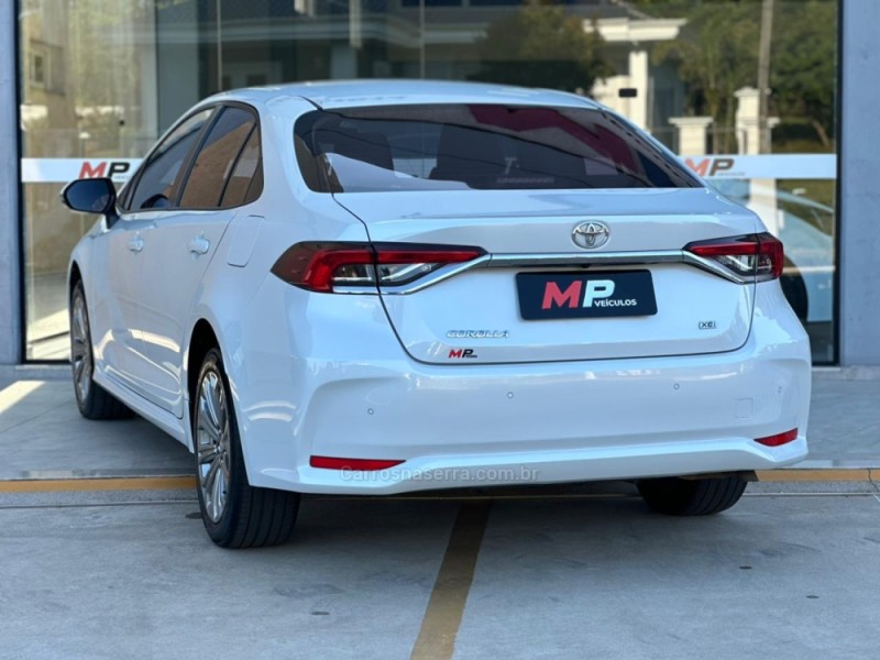 COROLLA 2.0 XEI 16V FLEX 4P AUTOMÁTICO - 2023 - TUPANDI