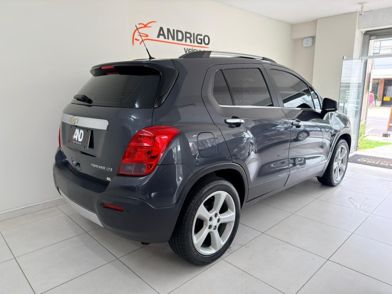 TRACKER 1.8 MPFI LTZ 4X2 16V FLEX 4P AUTOMÁTICO - 2015 - CAXIAS DO SUL