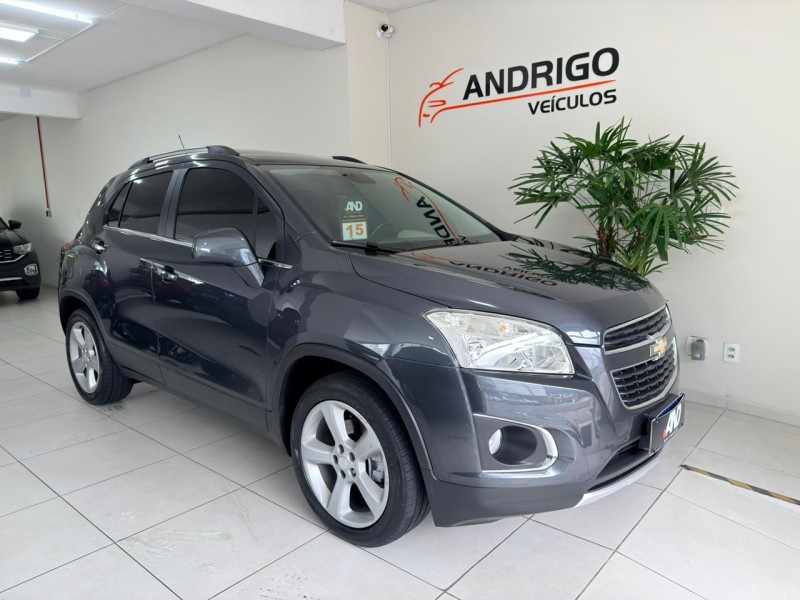 tracker 1.8 mpfi ltz 4x2 16v flex 4p automatico 2015 caxias do sul