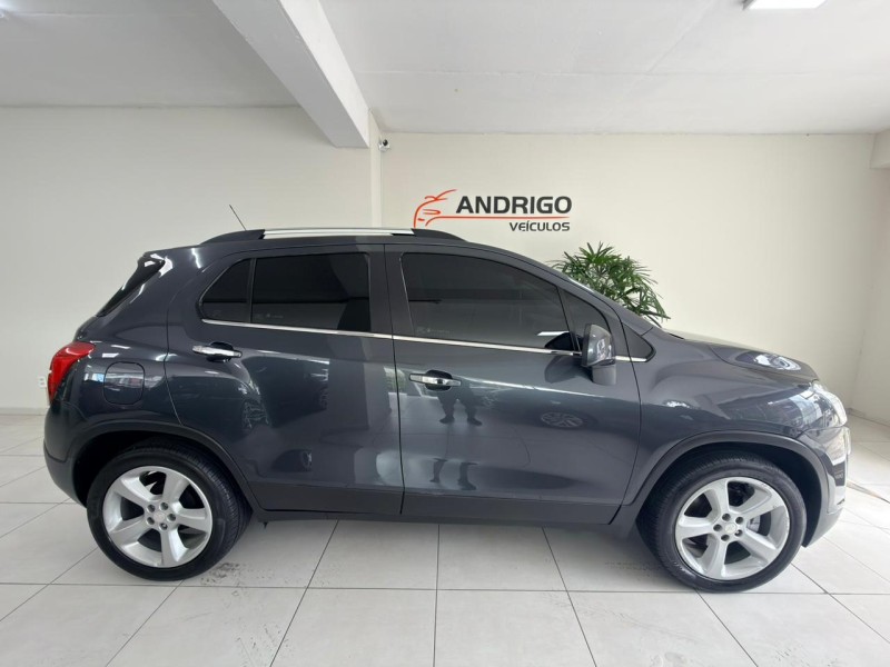 TRACKER 1.8 MPFI LTZ 4X2 16V FLEX 4P AUTOMÁTICO - 2015 - CAXIAS DO SUL