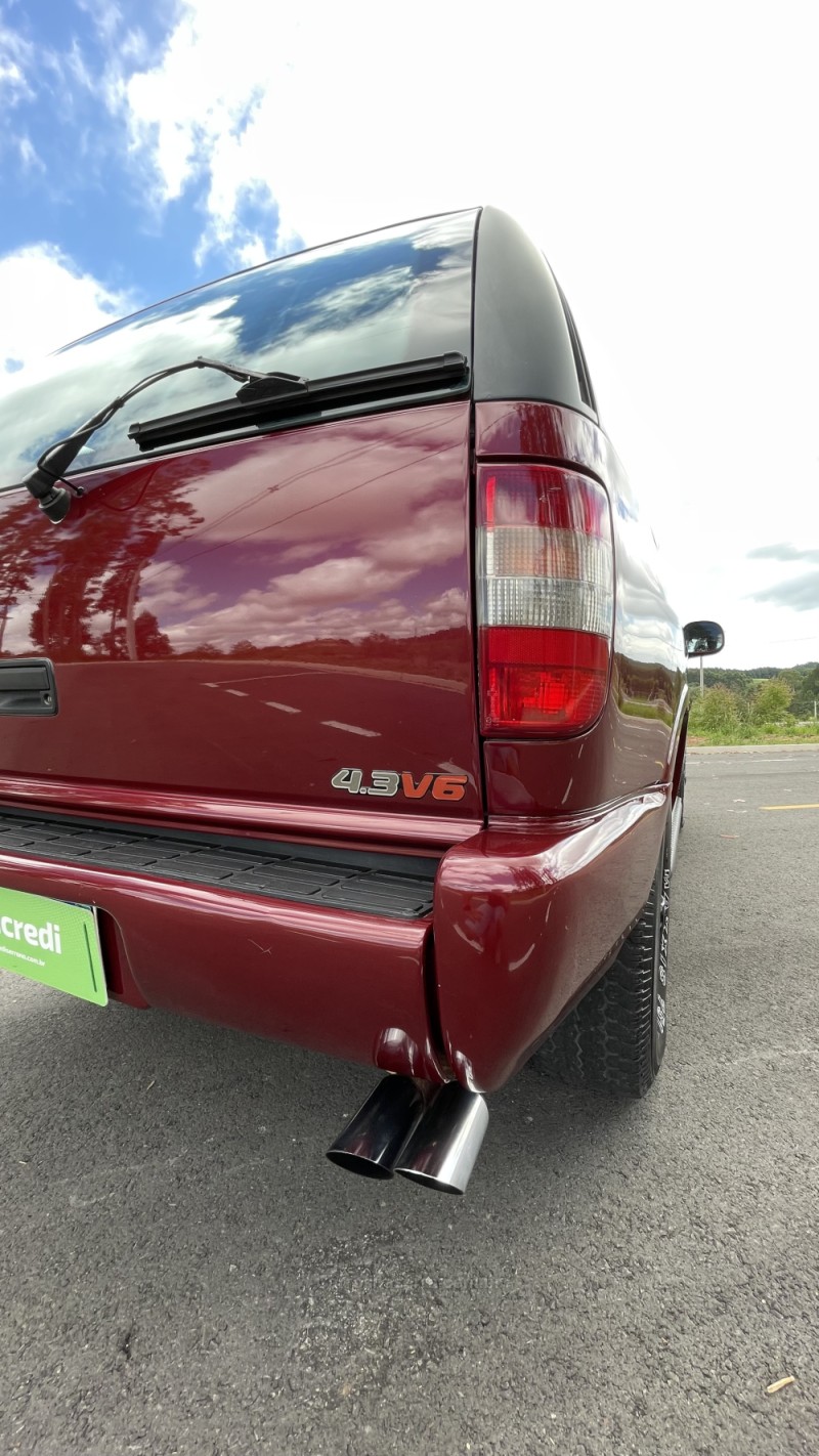 BLAZER 4.3 SFI DLX 4X2 V6 12V GASOLINA 4P MANUAL - 1999 - VILA FLORES