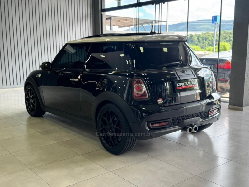 COOPER 1.6 16V GASOLINA 2P MANUAL - 2013 - DOIS IRMãOS